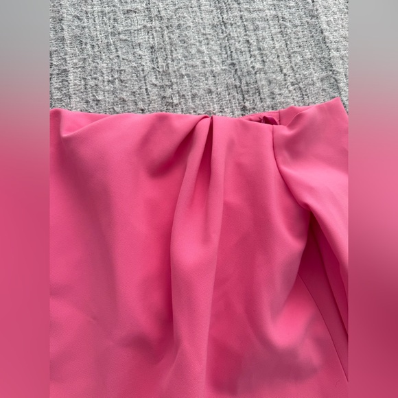 NWT Authentic Carolina Herrera Runway Off the Shoulder Minidress Size 6 - Picture 8 of 12